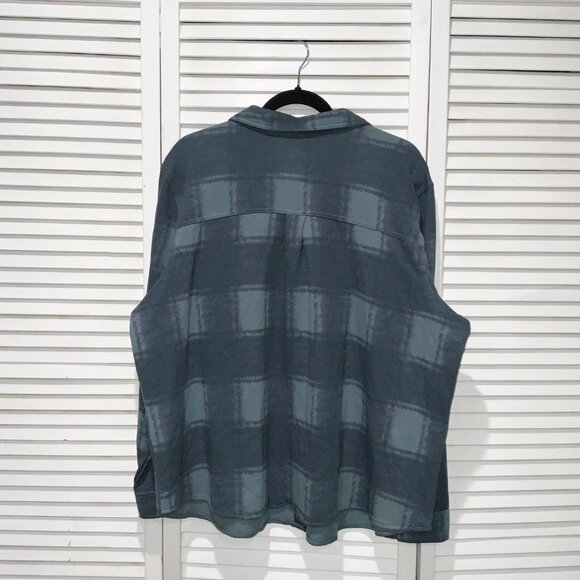 32 Degrees Heat Blue Plaid Cozy Knit Button-Up Shirt Size XXL - Picture 3 of 3